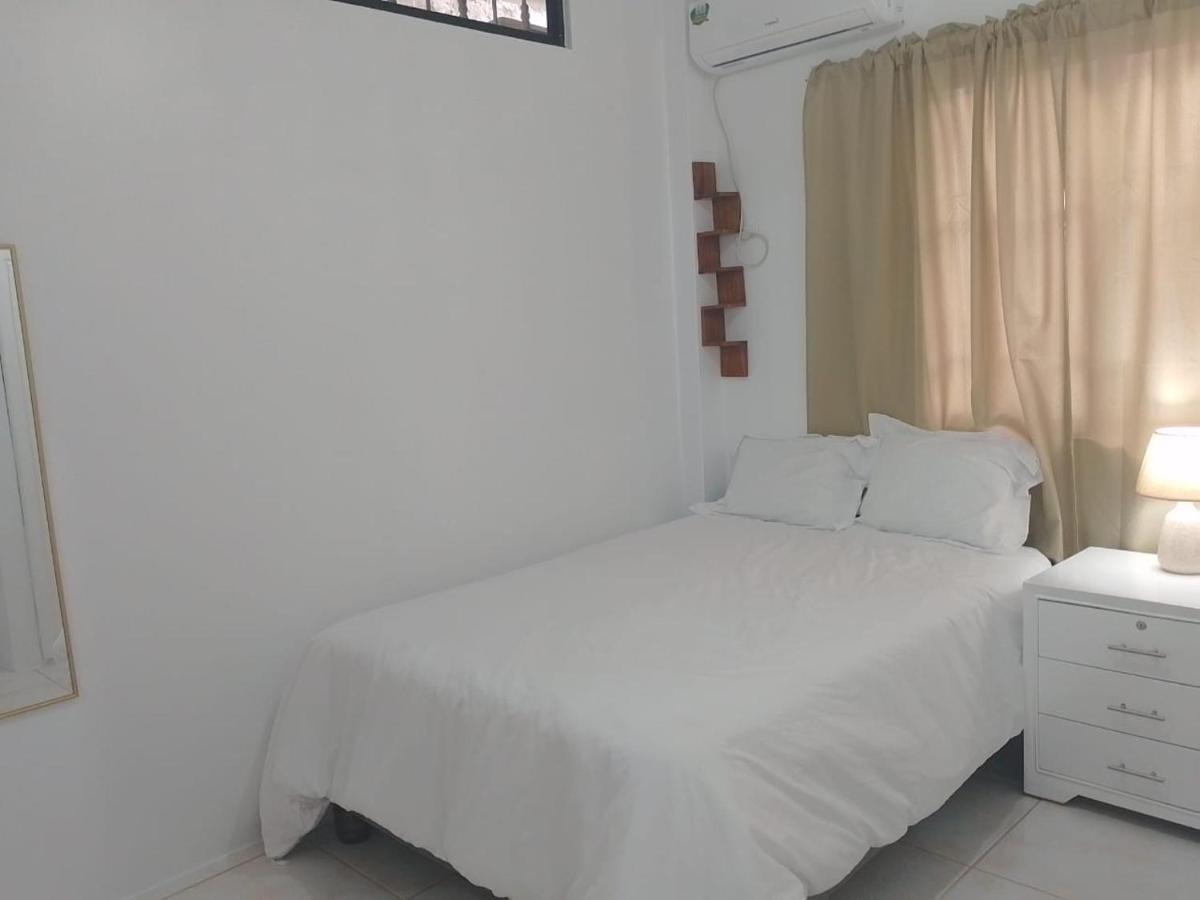 Comfortable 3-Bedroom Apartment, Close To The American Consulate Γκουαγιακίλ Εξωτερικό φωτογραφία